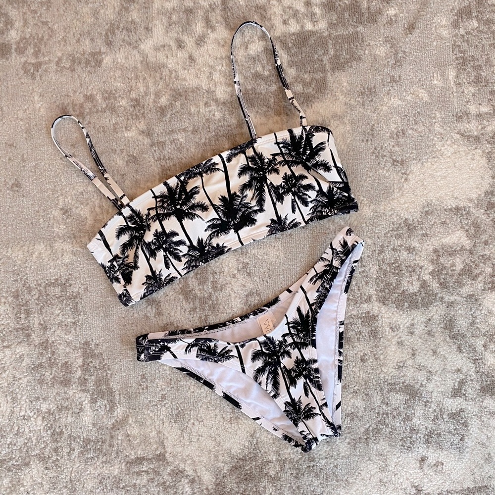 VYB Las Palmas Bikini Set (L Top) (M Bottom)